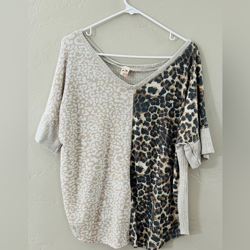 7th Ray Animal Print V-Neck Sweater